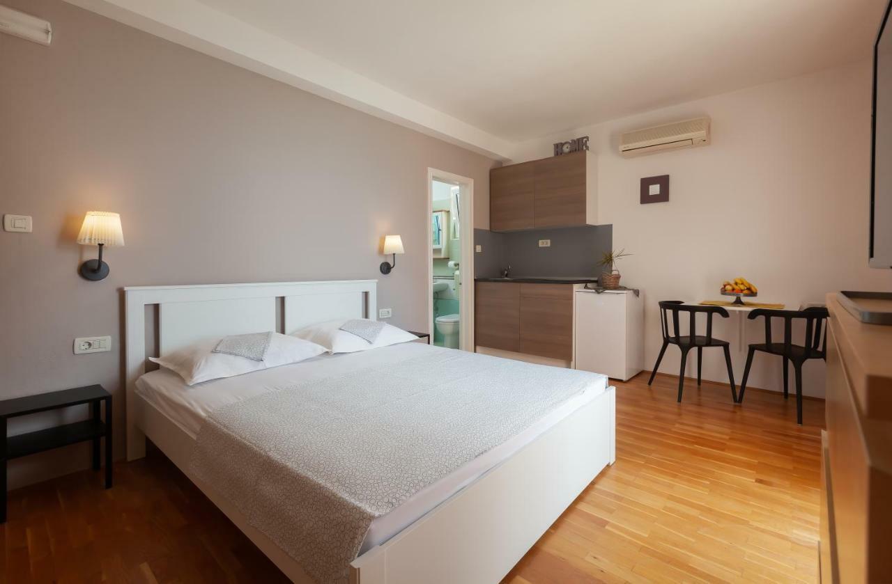 Apartamento Waterfront Roko Podgora Exterior foto